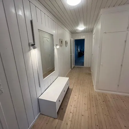 Fjord Udsigt /strand/bade Klub Kirke-Hyllinge